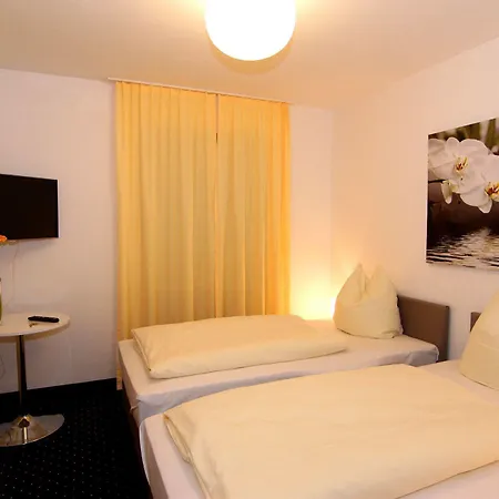 City Pension Erding 3*